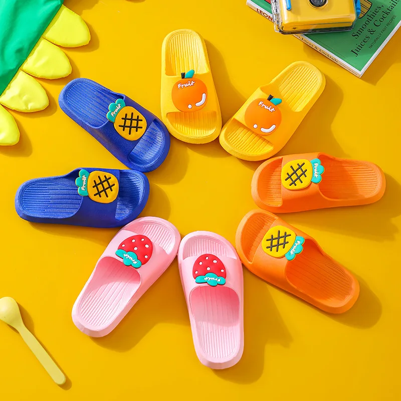 

2026 Anti Slip Child Slippers Summer New Cartoon Boy Sandals Cute Girl House Shoes Flip Flops Girls Slippers