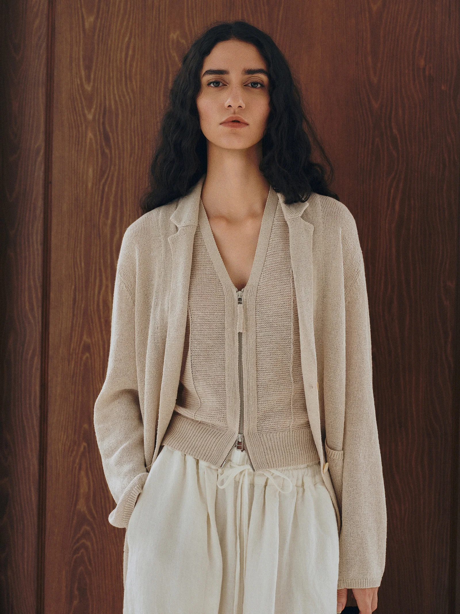 

Легкий вязаный костюм-жилет CHONG X TONE·E: повседневный, свободный крой, смесь шерсти, длинный рукав, на пуговицах, однотонный трикотаж