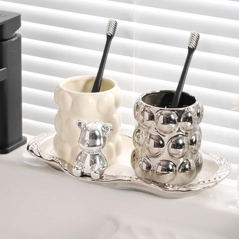 Luxury Ceramic Mug Set Ceramic A Pair of Toothbrush Cups Lovers Wash Cups Household Tooth Brush Cylinder Cup Bathroom Set