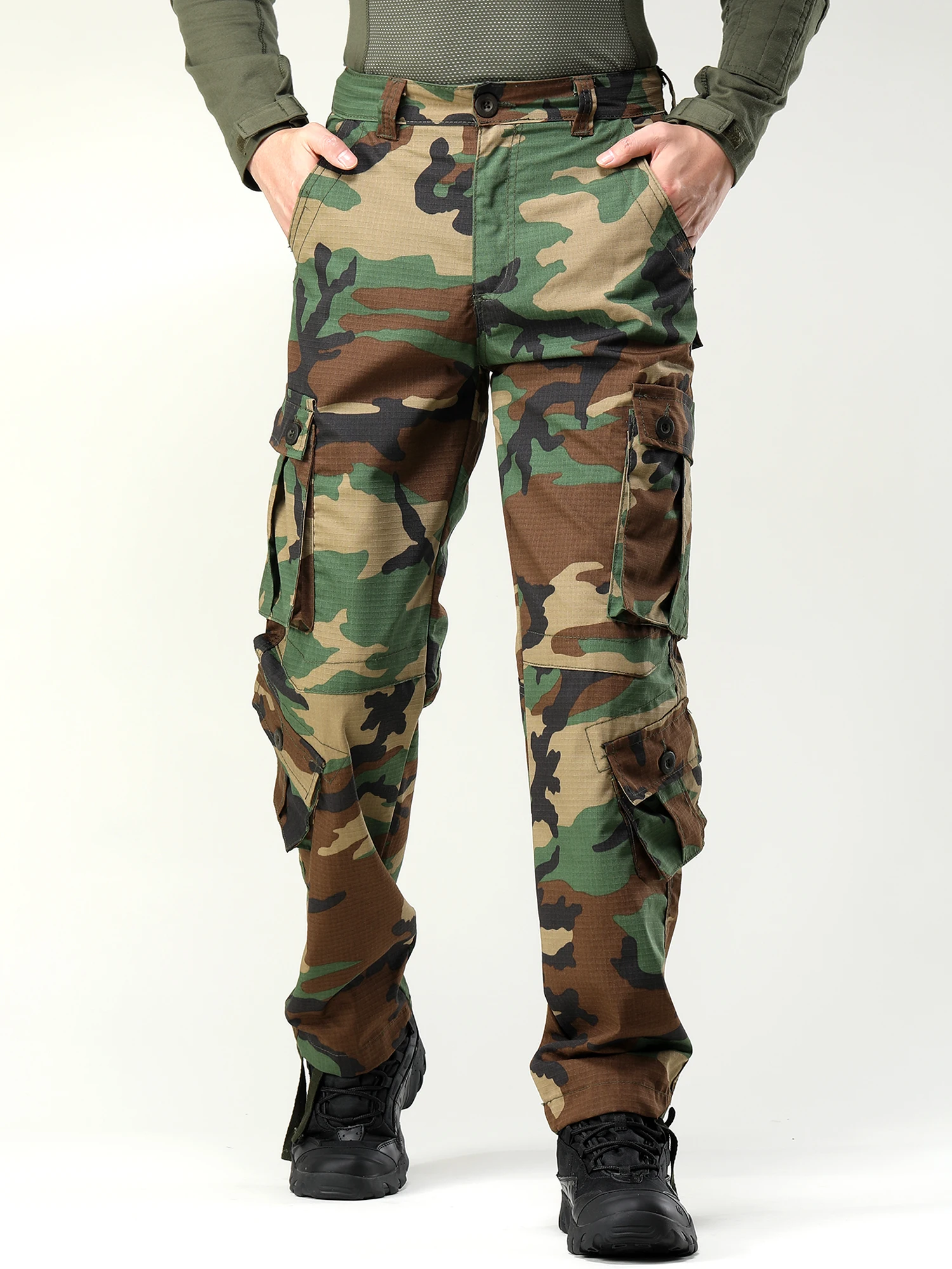 

AKARMY Men's Wild Cargo Pants, Camo Pants Cotton Casual Work Hiking Pants with 8 Pockets(No Belt)