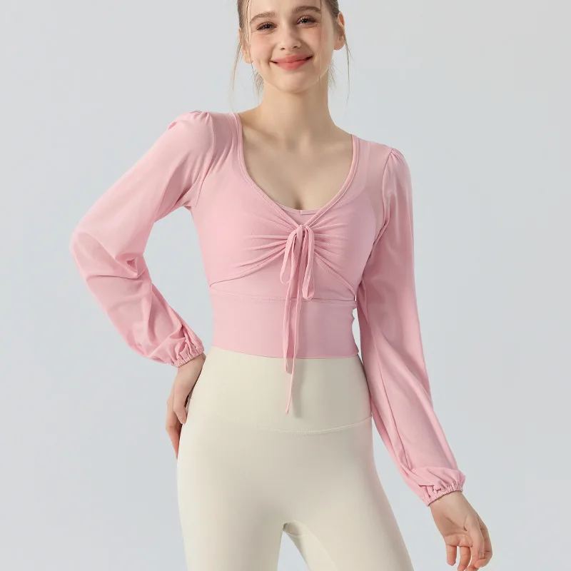 

Slim Fit Long Sleeved T-shirt with Chest Pads Versatile Slimming Sports Fitness Top Fake Two Mesh Versatile Fitness Top