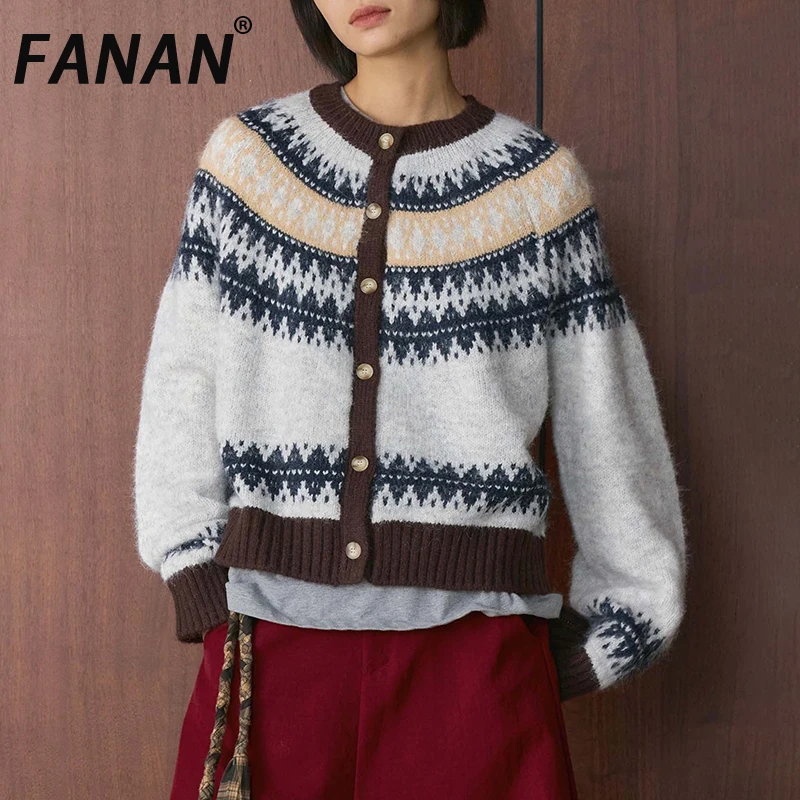 

FANAN Vintage Contrast Color Cardigan Sweater For Women Round Neck Single Breasted Thick Warm Knitting Coats 2025 Winter New