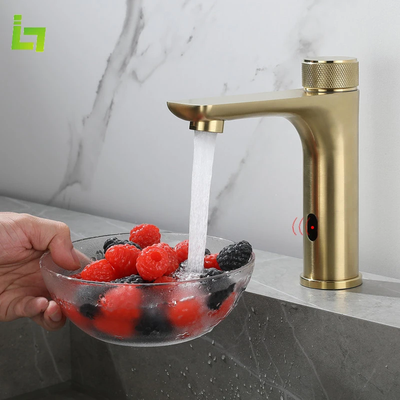 Luxury Sensor Bathroom Faucet Cold and Hot Deck Mounted Tap Brass Material Battery-powered Basin Sink Tap