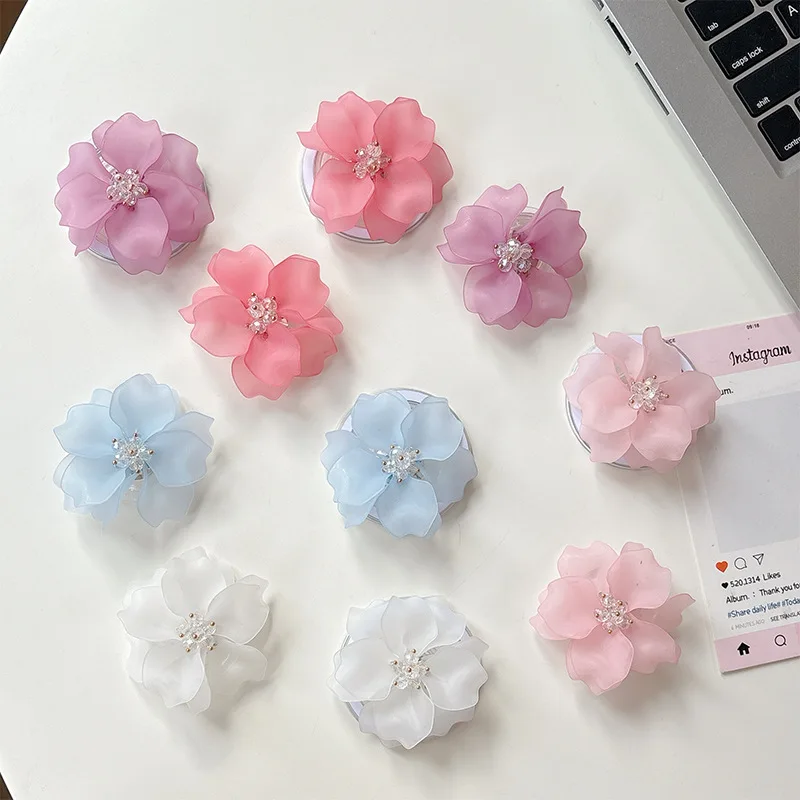 

Three Dimensional Flower Sweet and Refreshing Phone Holder with Airbags and Magnetic Suction Options for Korean Desktop Holder