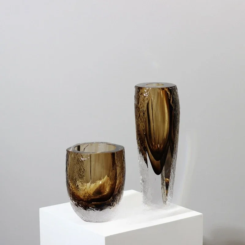 قطع نمط مطرقة بسيط وحديث، مزهرية زجاجية بنية، غرفة نموذجية للفيلا، خزانة تلفزيون لغرفة المعيشة، تشكيلة زهور ناعمة #3