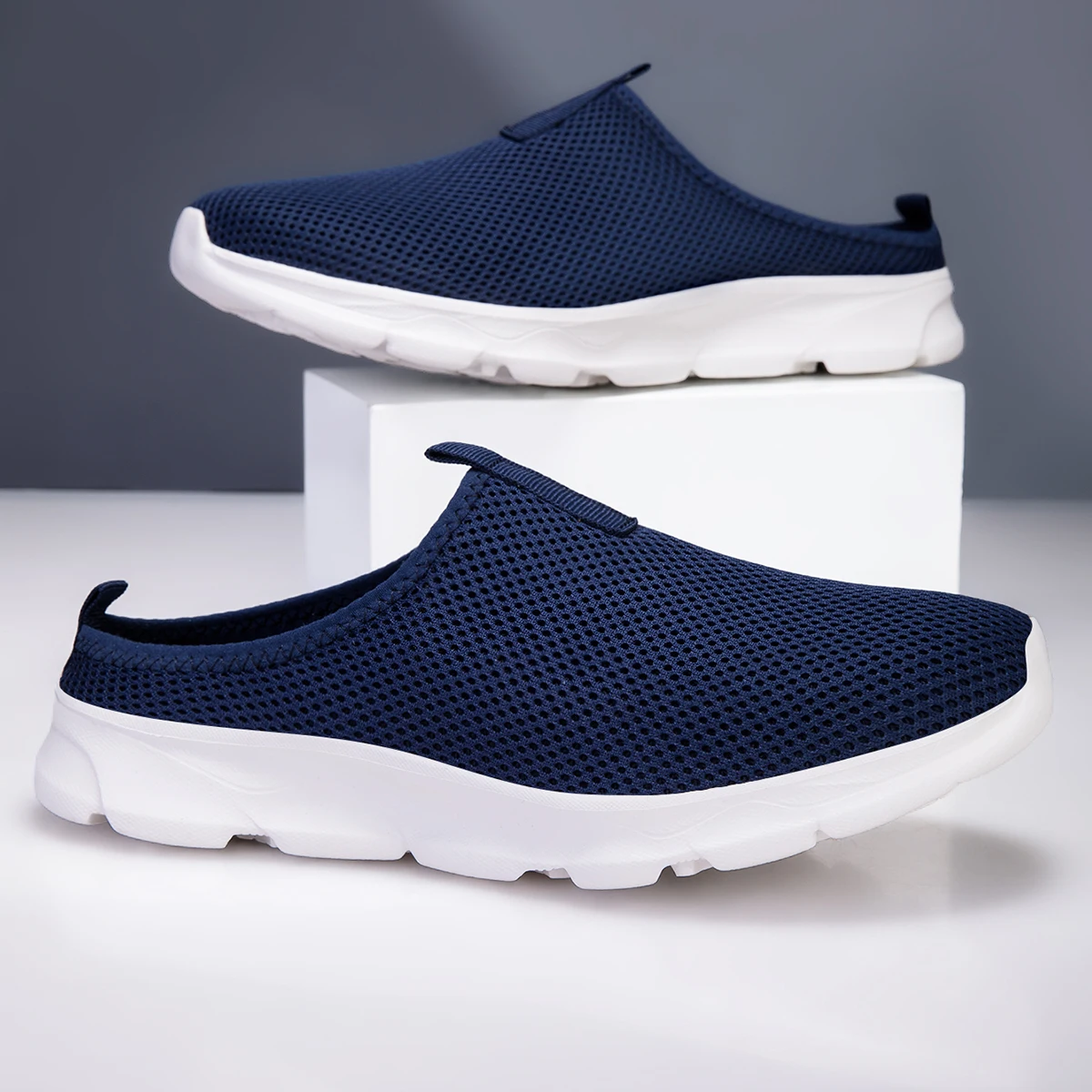 

Men's Half Slipper Shoes Fashion Breathable Outdoor Mesh Casual Sneakers Lightweight Comfortable Tenis Masculino Walking Shoes