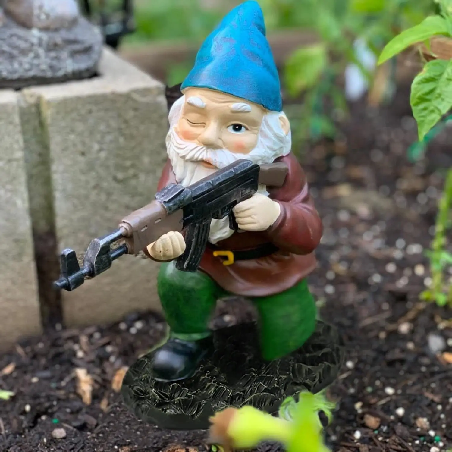 

Military Garden Gnome Statue with Gun, Army Gnome Statue, Garden Decorations for Indoor Outdoor Patio Yard Lawn Home Decor