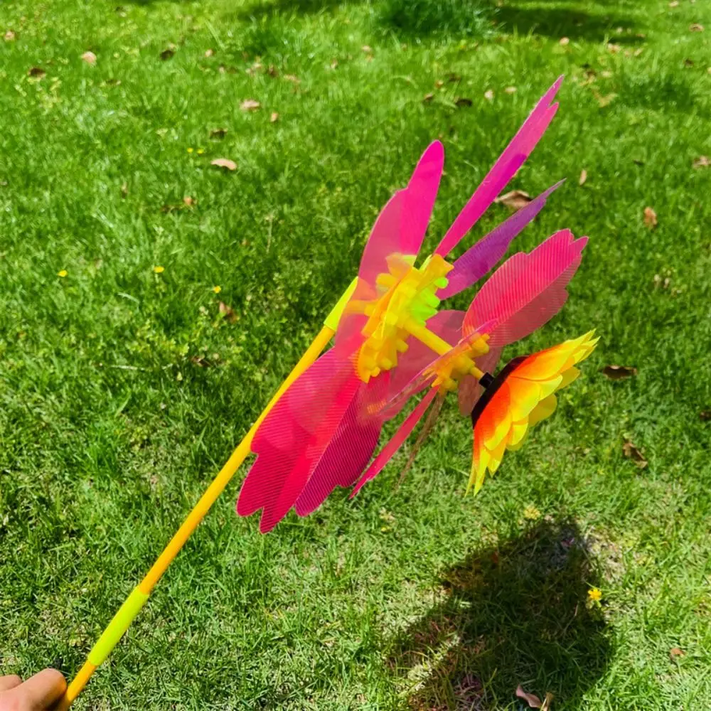 Multistyles Bunte Sonnenblumen-Windmühle, doppellagiges PVC, rotierende Sonnenblumen-Windspinnerfolie, Farbwechsel