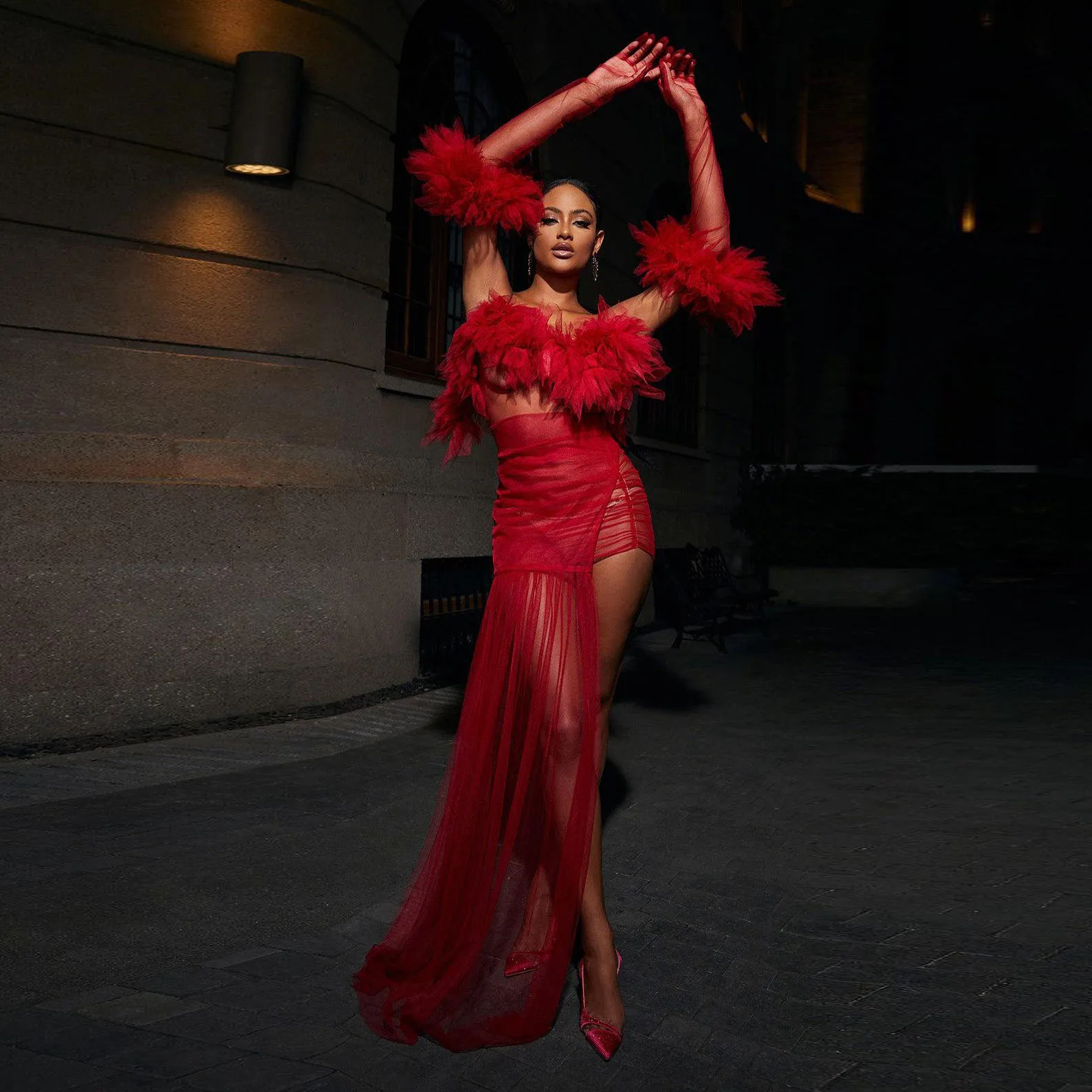 

VD Sexy See Through Prom Dresses Women Wear Cocktail Party Night Club Gown Spaghetti Ruffles Tulle Long Gloves Special Occasion