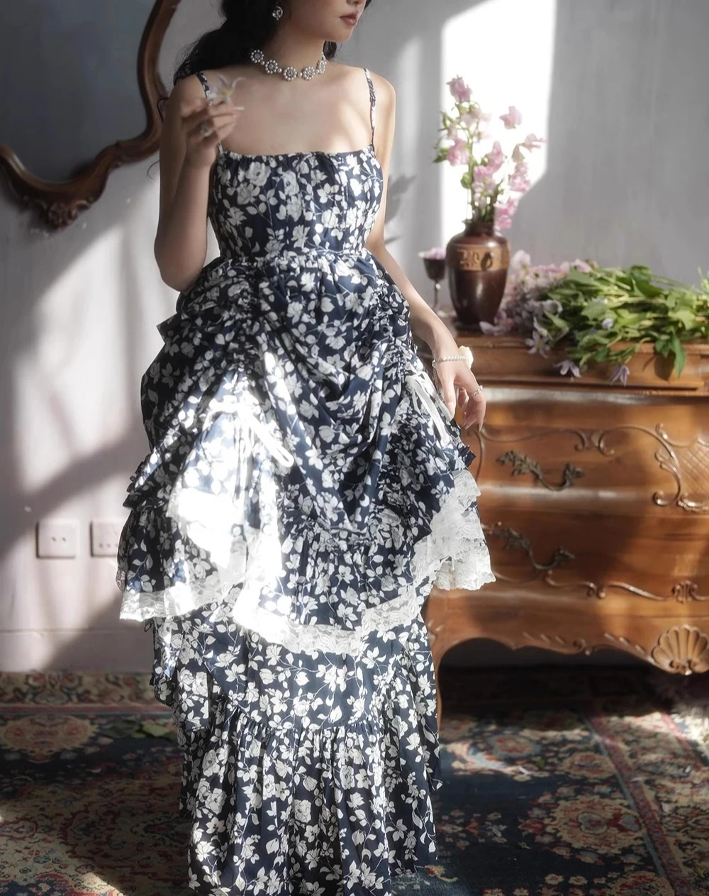 Floral impresso em camadas babados elegante vestido feminino sem mangas amarrado roupas de espaguete senhora streetwear chique vestidos bodycon