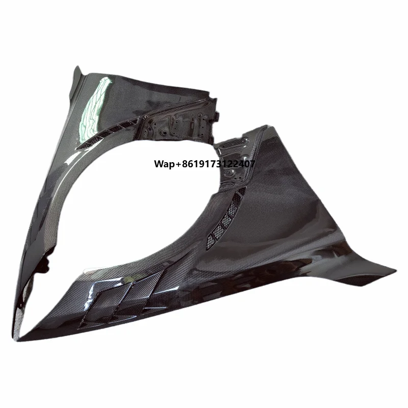 

A Pair of High-quality 3K Carbon Fiber L-style Mudguards for Direct Factory Sales of B 4 Series G26 Four Door Body Kit