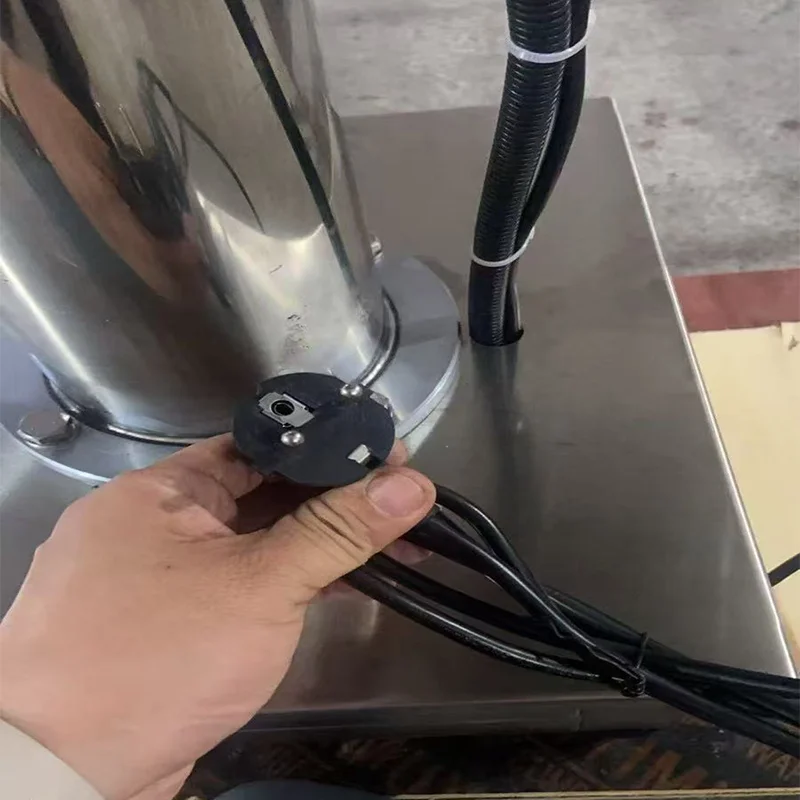 Máquina seladora semiautomática com 2 rodas para conservas de alimentos com facilidade