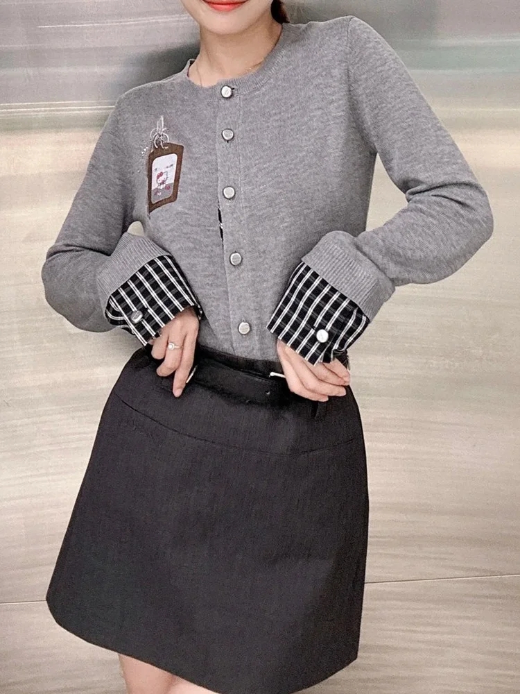 

High-End European ey Design Autumn Winter Knitted Long Sve Cardigan Patchwork Plaid Print Cartoon Sle Ladies Sweater