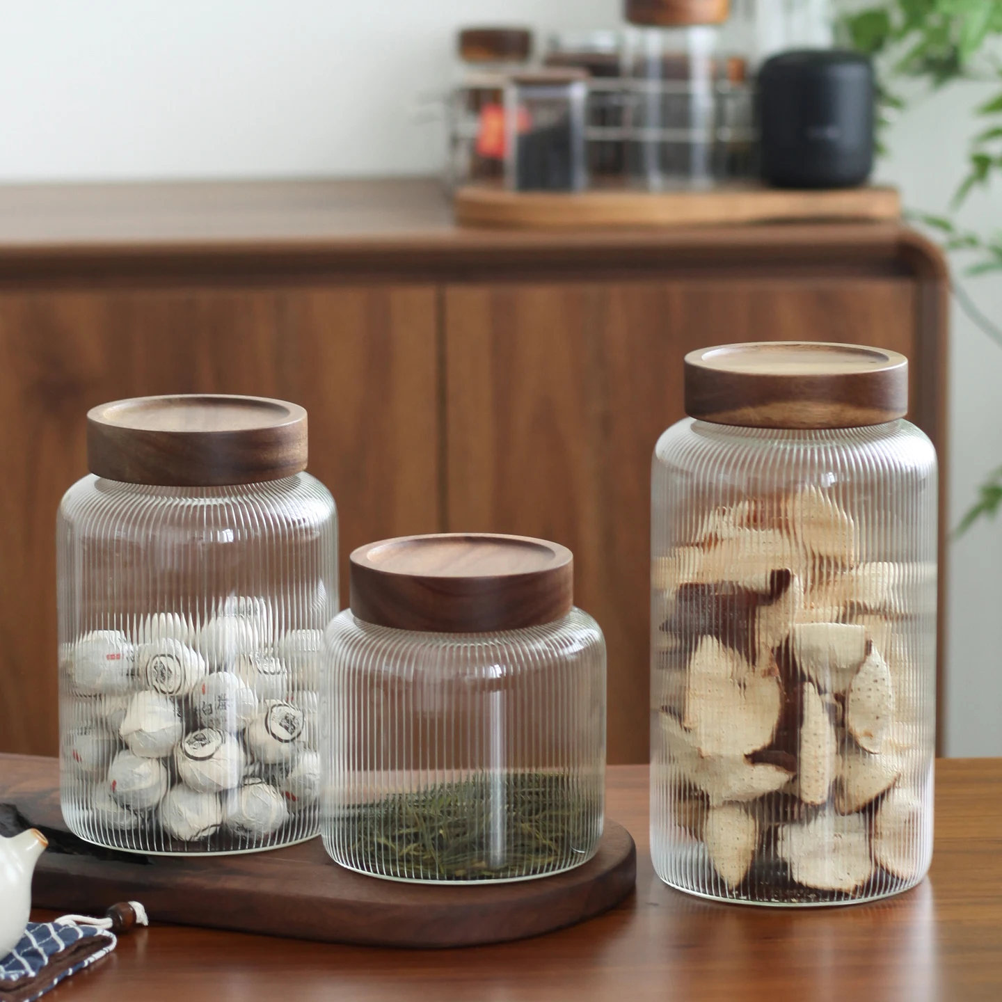 Striped Glass Tea Jar Chinese Medicine Nourishing Dry Goods Glass Sealed Jar Moisture-proof Solid Wood Cover Storage Jar