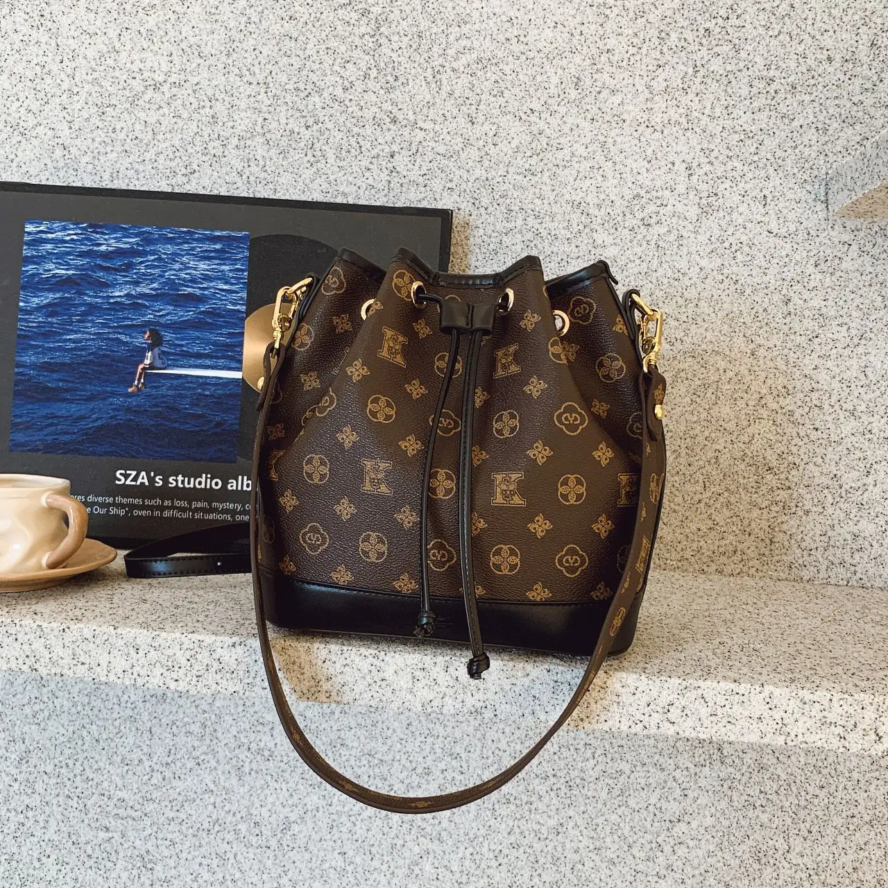 

Рабочая сумка большой вместимости 2025 года для профессионалов, просторная сумка для ноутбука, многофункциональная сумка через плечо, легкая дорожная сумка