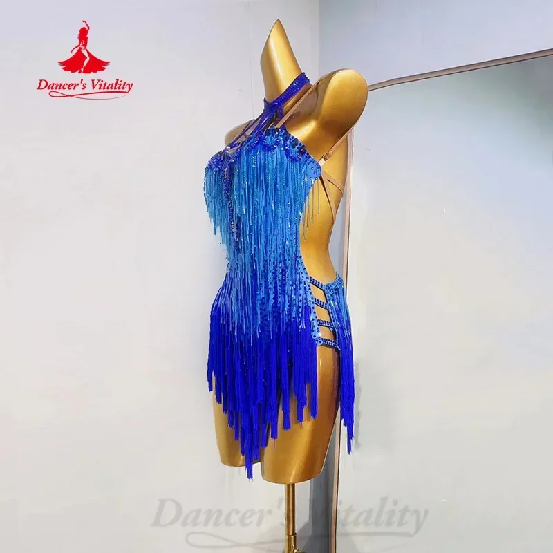 Vestido personalizado com franja de dança latina para mulheres Vestidos de competição, Vestidos de competição, Roupas Performance, Tango e Cha Cha, Senior AB Stones