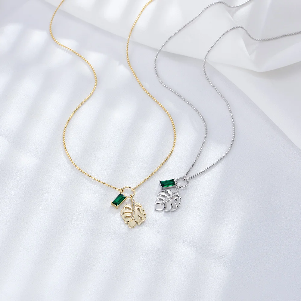 

European-American 925 Sterling Silver Necklace for Women, Emerald Zircon Leaf, Light Luxury INS Versatile Collarbone Chain