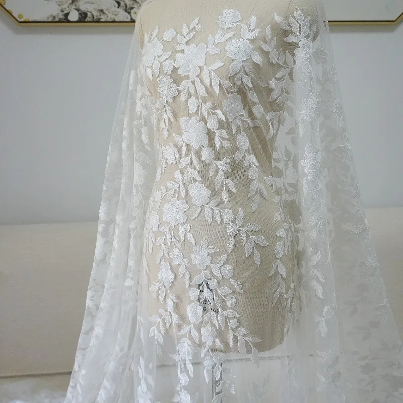 New High-quality Leaf Flower Embroidery Lace Decal Fabric Handmade DIY Dress, Clothing Wedding Dress Decoration, Accessories