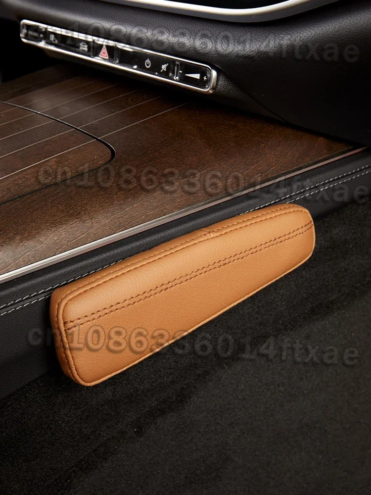 

For Mercedes-Benz W214 E-class leg knee pads, central control leg cushion, E-class car interior supplies