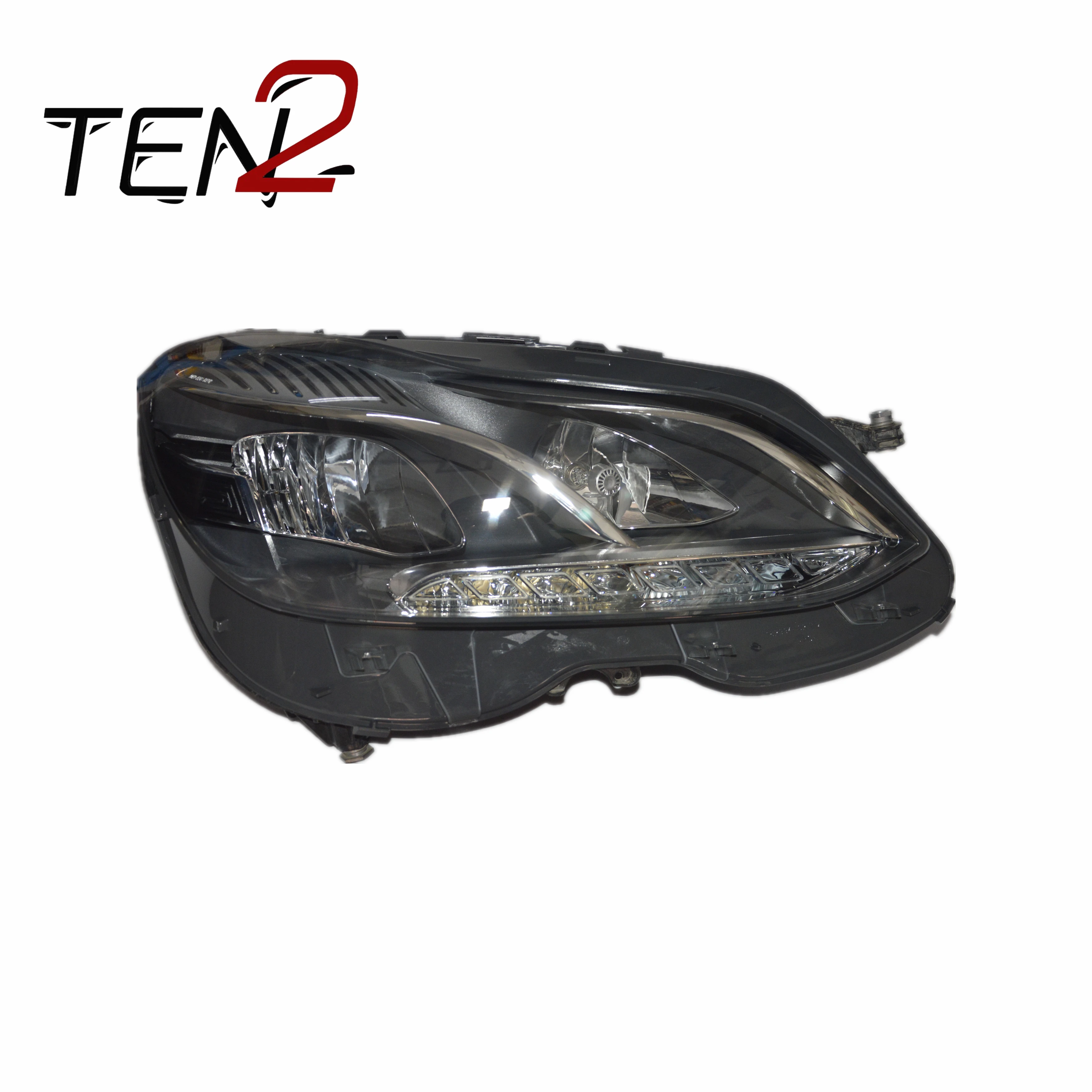 For 2014-2016 Mercedes-Benz W212 E350 E400 E550 Right Side LED Headlight Assembly