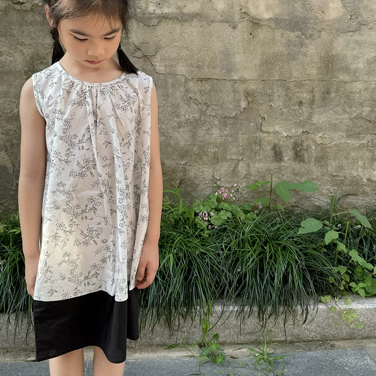 Girls Casual Dresses Forest Ink Wash Fragmented Flowers Color Blocking Sleeveless Long Baby Fashion 2024 Pleated Round Collar