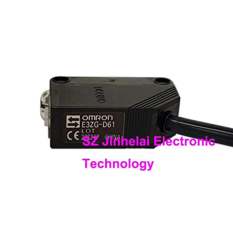 New and Original OMRON E3ZG-D61 D62 D81 D82-S Built-in amplifier high-precision stable detection Photoelectric Switch sensor 2M