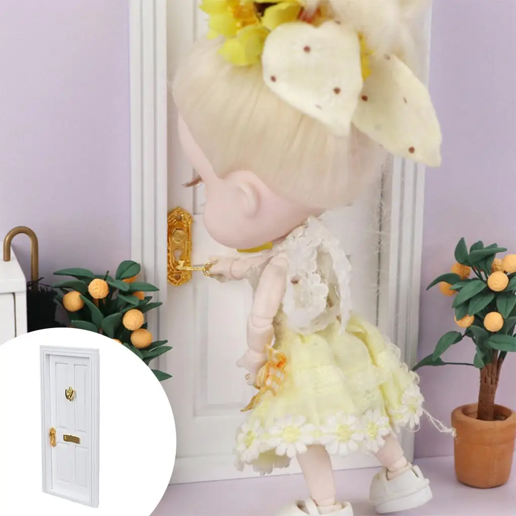 Scena modello 1/12 per casa delle bambole bianca a 4 pannelli per accessori artigianali per la decorazione del bagno