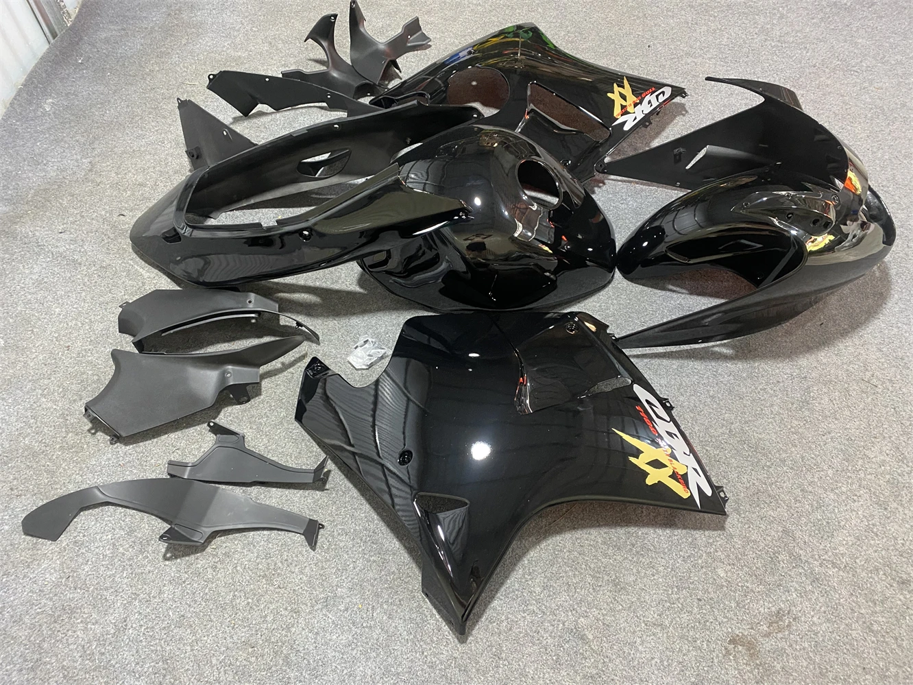 Motorcycle Fairing Kit for Honda CBR1100XX 96-07 CBR1100 1996 1997 1998 1999 2000 2001-2004 2005 2006 2007 Fairing Black