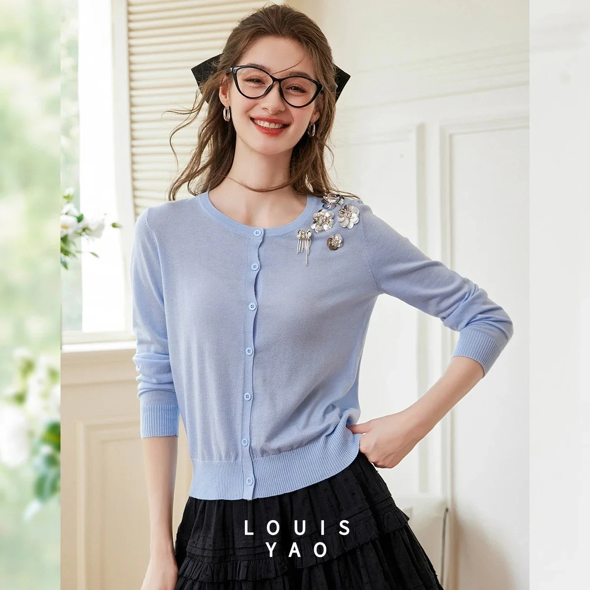 

LOUISYAO Gentle Sweet Flower Bead Women's Cardigan 2025 Autumn Fashion Knitwear Micro Elastic Round Neck Women's Knitted