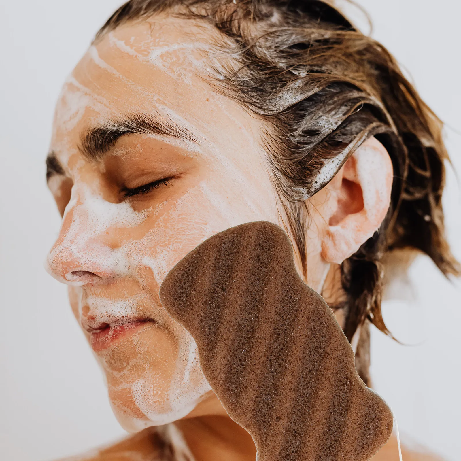 

Набор из 3 компактных портативных спонжей для очищения лица, удаления макияжа и отшелушивания, для умывания