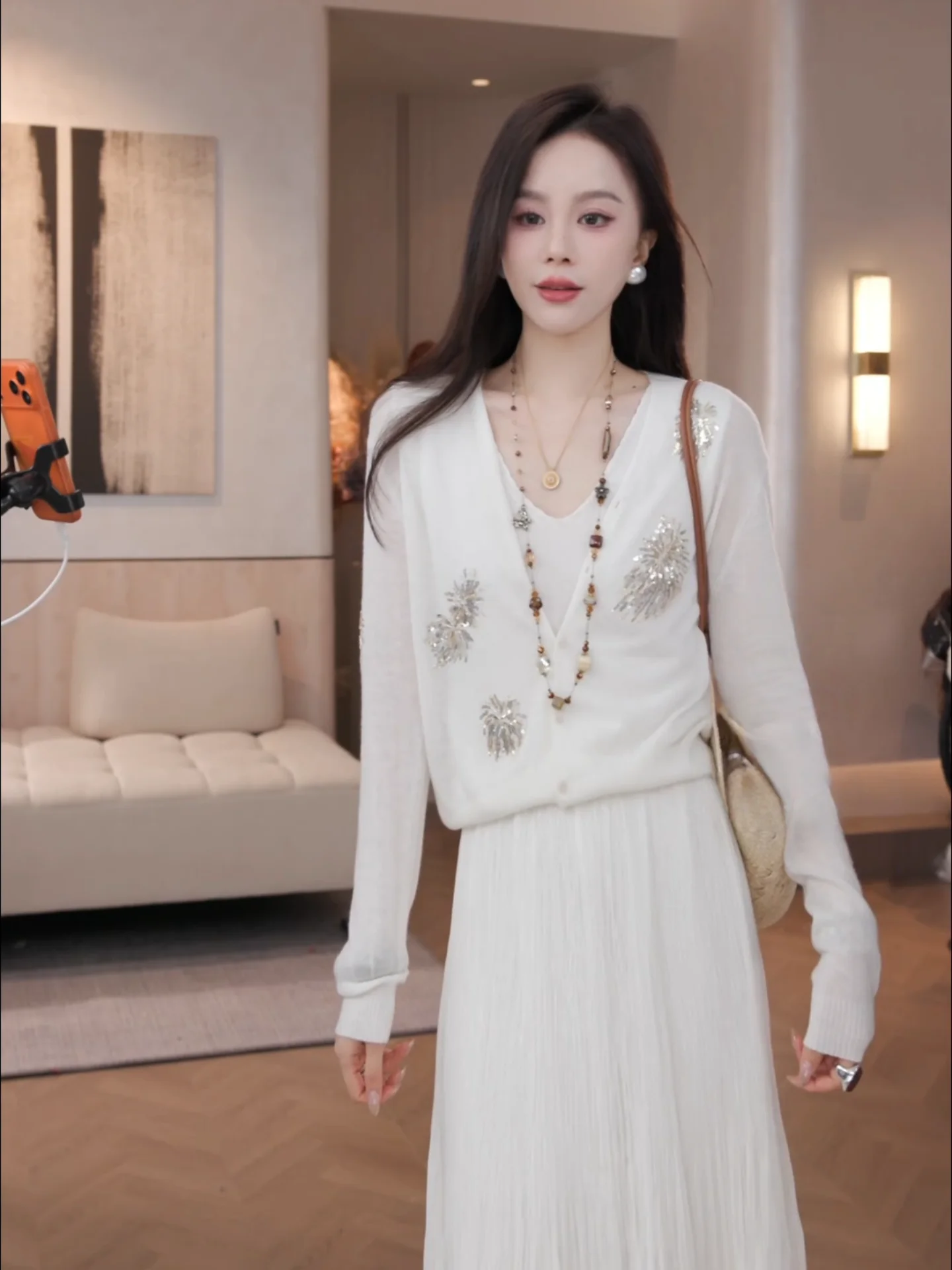 

Женский кардиган Iris весна-лето 2026 из плотного трикотажа с водорастворимой шерстью, с дизайном «Сверкающие фейерверки», V-образный вырез, длинный рукав