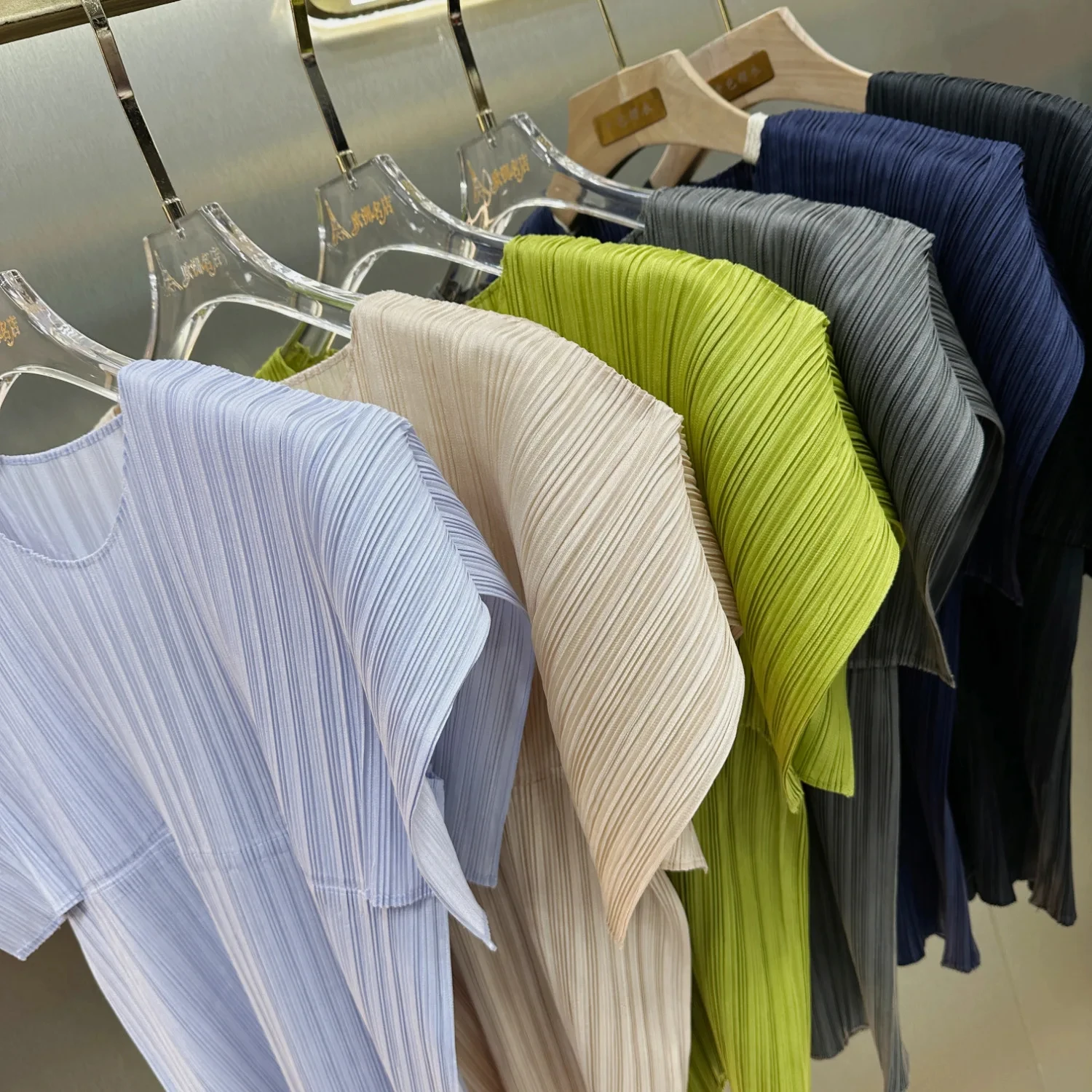 

Плиссированная футболка больших размеров для похудения ort Sve Pure Color Faionable Simple Sli Summer Commute Regular Fit round Ne