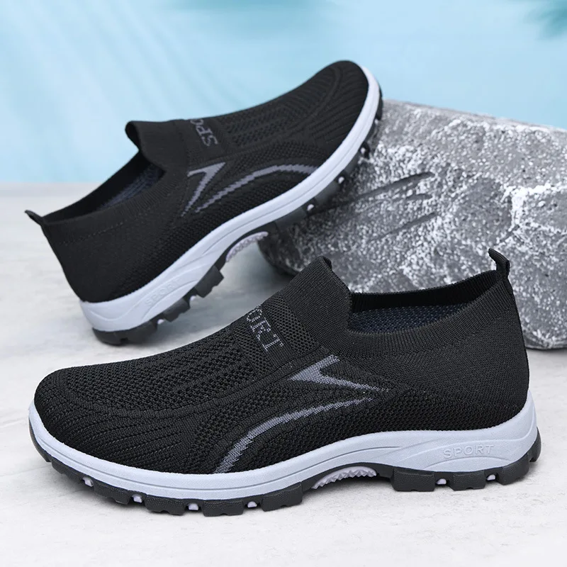Sapatos masculinos de malha respirável, à prova de odor, sapatos casuais de calçar fácil, sapatos masculinos de malha leve com sola macia para caminhada.