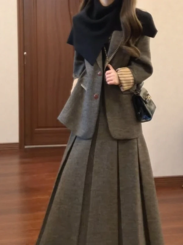 

Faionable Korean Sle Suit Jaet And Skirt Set Ele Two Piece Ensemble for Women Autumn Season Date Outfits