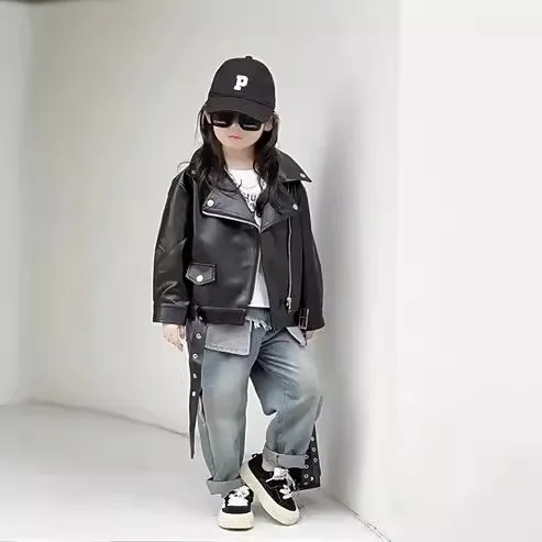 Весенне-осенние кожаные куртки для мальчиков и девочек от 1 до 8 лет, детские классические пальто, детская одежда, модная верхняя одежда из искусственной кожи для маленьких девочек