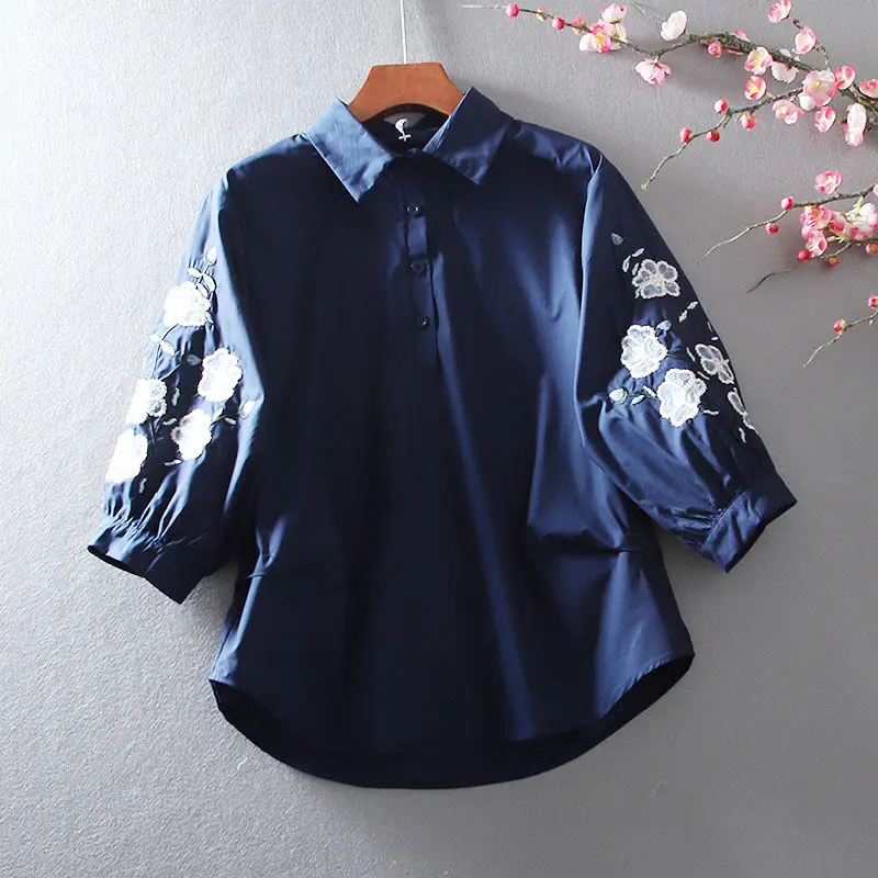 Casual Embroidery Flower Loose Top Shirt 2022 New Fresh Literature and Art Lantern Sleeve Western Style Shirt Women\'s Top Summer