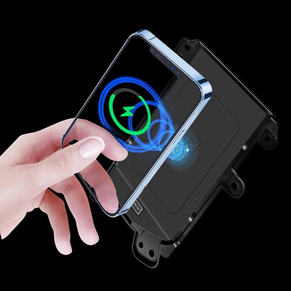 Wireless Phone Charger For Toyota Land Cruiser LC300 2022 Up Fast Charging Station Center Console Mount AI Temp Control Safety