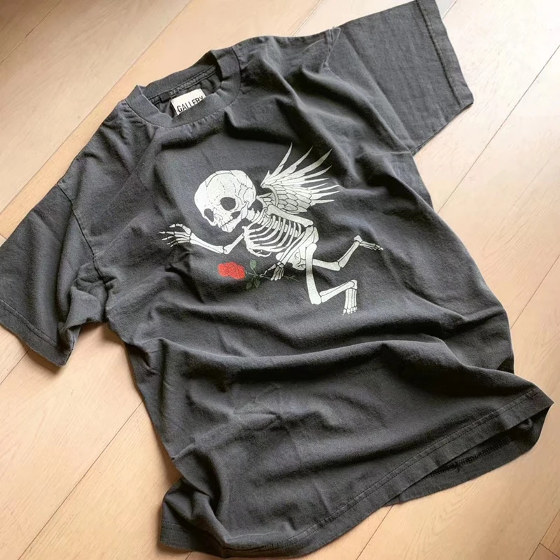 

Винтажная футболка с принтом «Череп Ангела и Роза», состаренная, для молодежи, хлопок, круглый вырез, повседневный свободный крой, для носки на каждый день