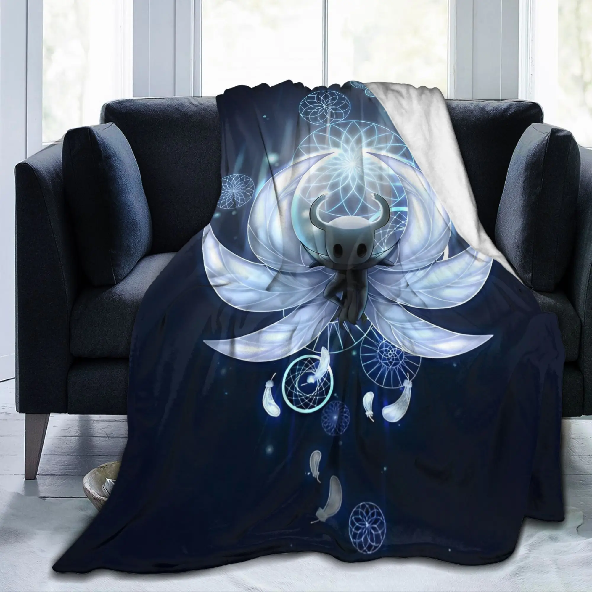 Hollows Knights Knitted Blankets Flannel Indie Games Action Adventure Lightweight Thin Throw Blankets for Outdoor Travel Bed Rug