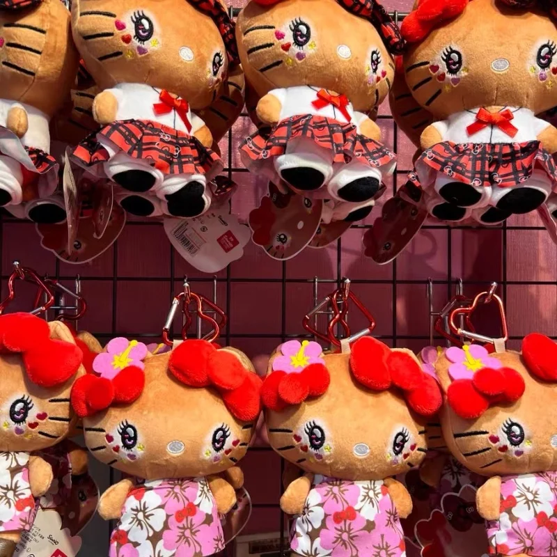 

Новый черный кожаный наряд Sanrio Kitty для горячей девушки, плюшевая кукла, милый кулон, милая игрушка, подарок на день рождения, украшение стола, детская игрушка