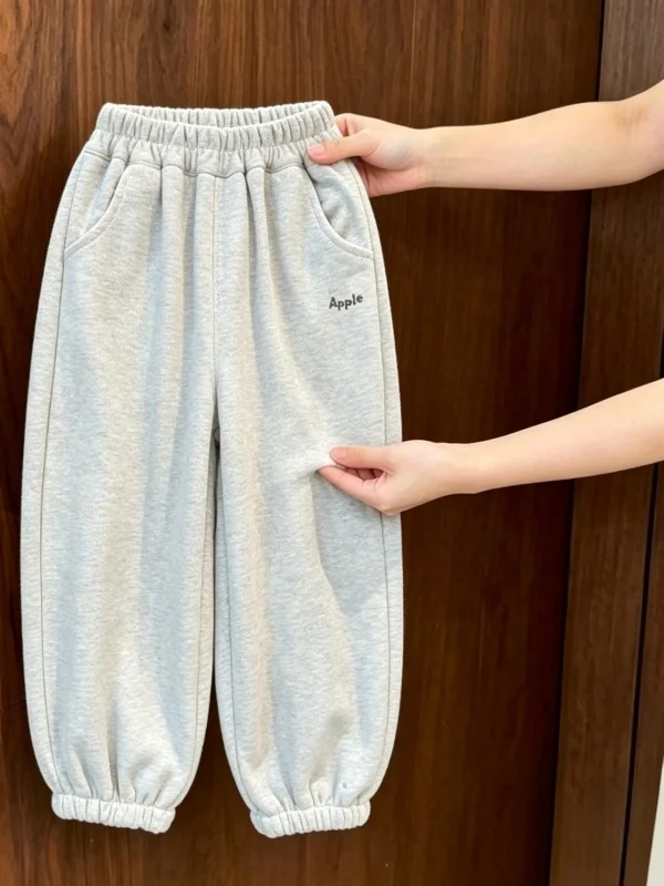 Casual Embroidered Letter  Pocket Girls Sweatpants Loose Cuffed Pants High Waist Long Pants Thin Model for under 17 Year...