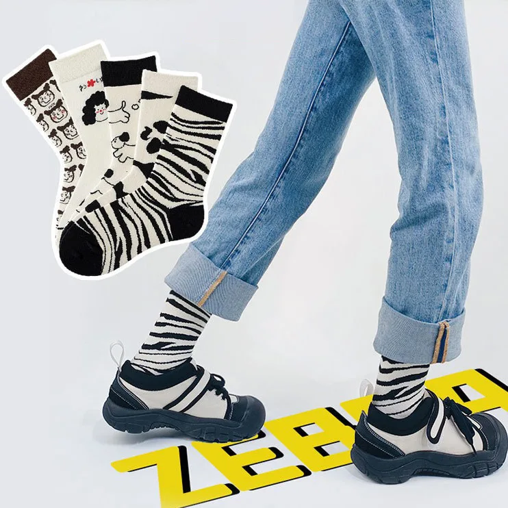 5 أزواج من الجوارب النسائية المخططة للخريف/الشتاء - كارتون، متعدد الاستخدامات، كاجوال، بدون خياطة