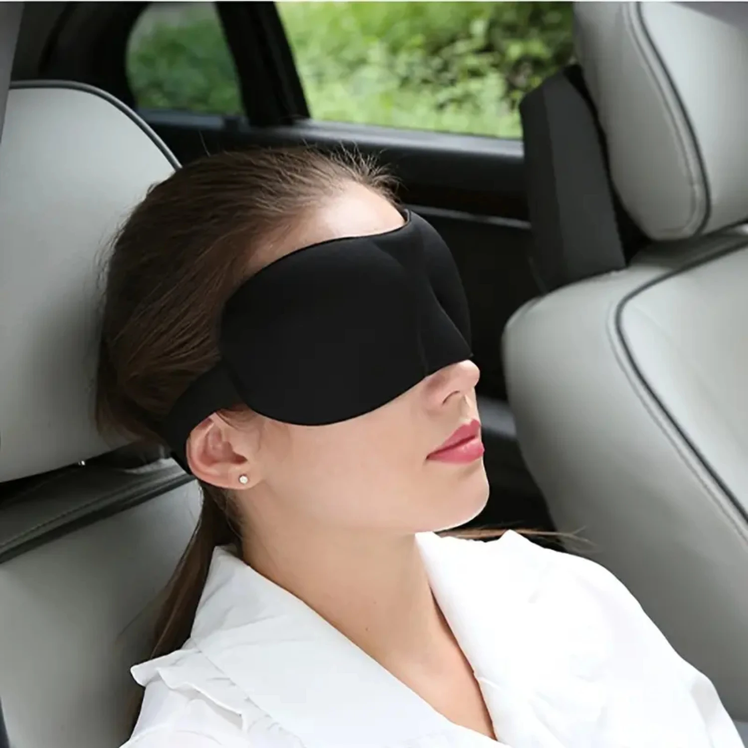 Soft 3D Sleeping Eye Mask for Travel Rest Aid - 1pc, Comfortable Cover Patch Pad for a Luxurious Sleep Experience