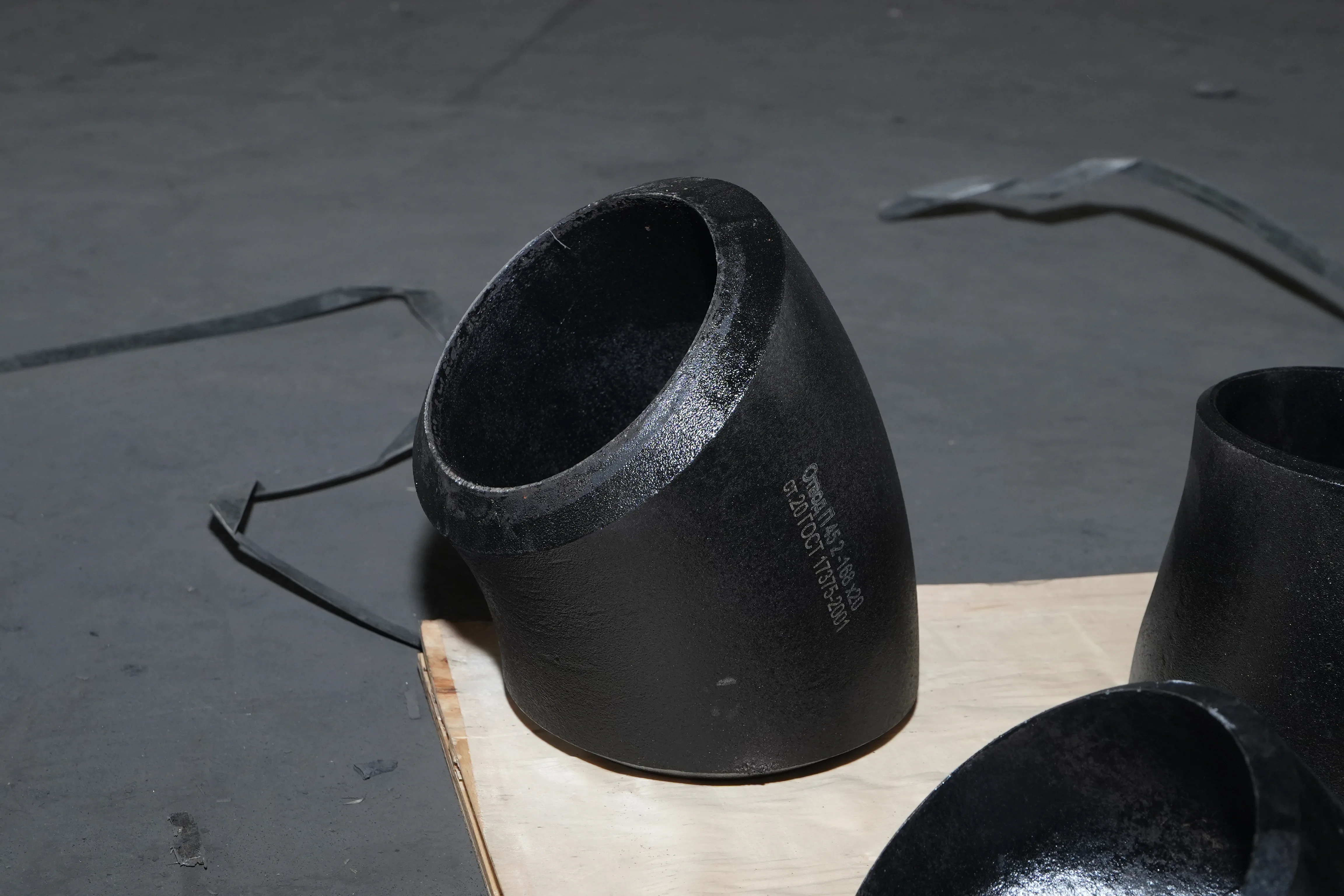 304 الفولاذ المقاوم للصدأ 90 درجة طويلة نصف القطر مغزل الانحناء 2 بوصة NPT/ BSP الكوع لتطبيقات المياه الصحية تزوير ل 14 مللي متر