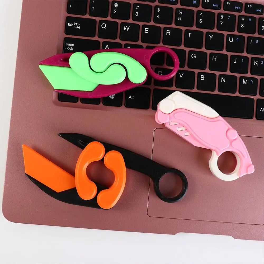 Carrot 3D Gravity Carrot Toy Gravity Push Card Gravity Carrot Fidgets Toy Foldable Fidgets Magnetic Gravity Paw Toy