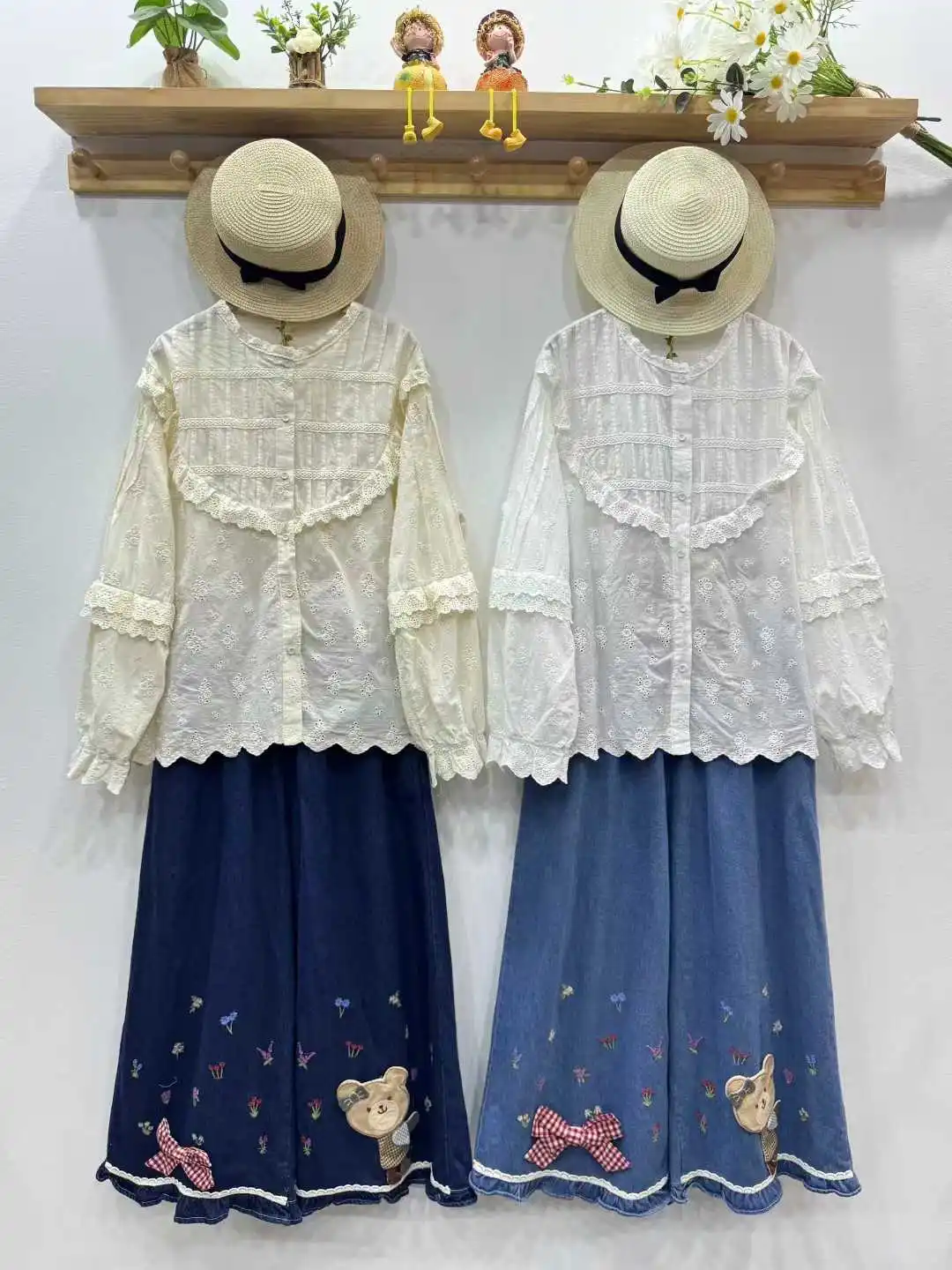 

Elegant and youth women's blouses cotton white beige lace embroider patchwork shirts and blouses for women long sleeve tops