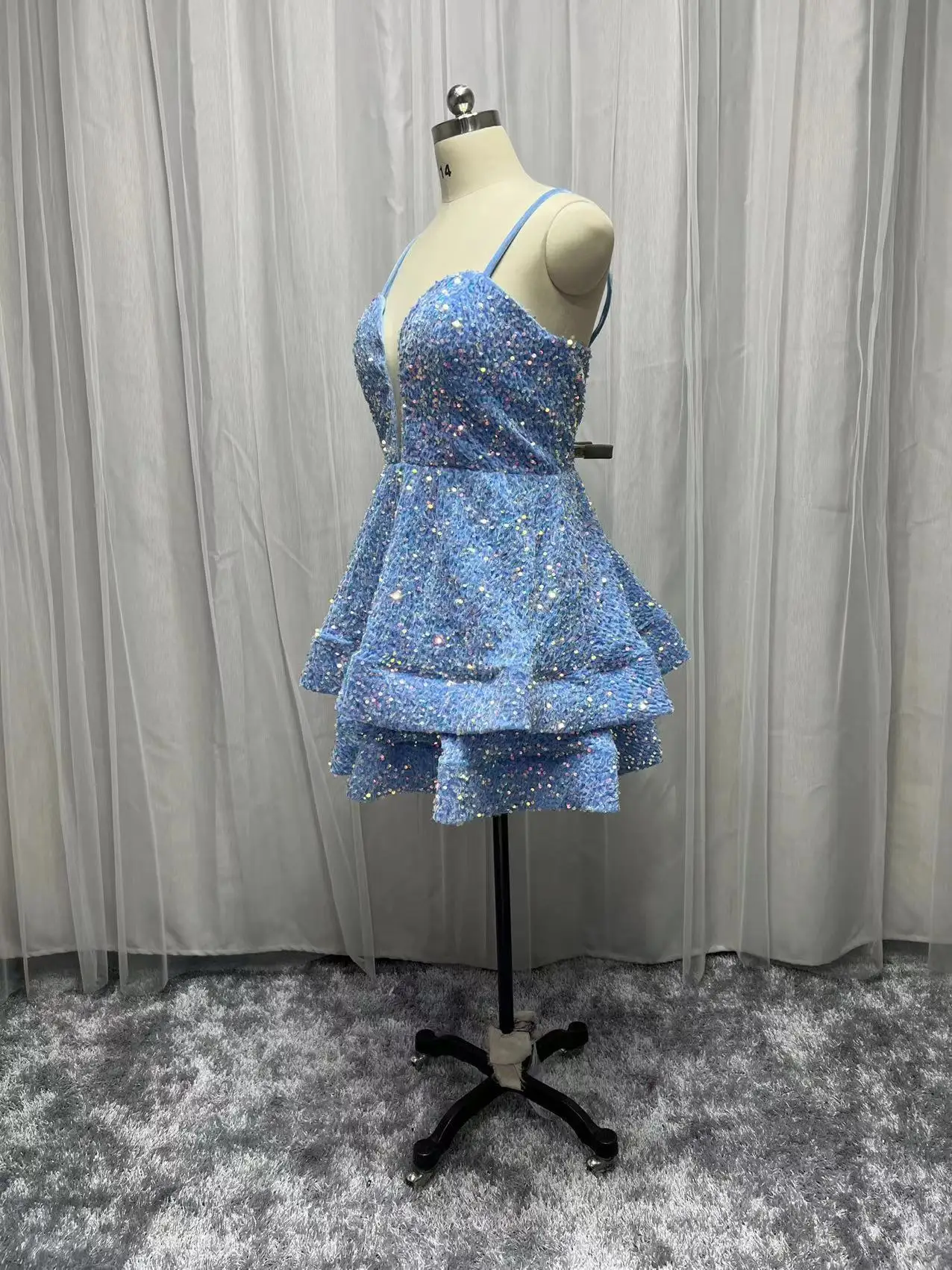 Custom Made 2022 Prom Dresses Korte Een Lijn Tiered Rok Spaghettibandjes Elastische Pailletten Shiny Birthday Party Jurken Voor Vrouwen