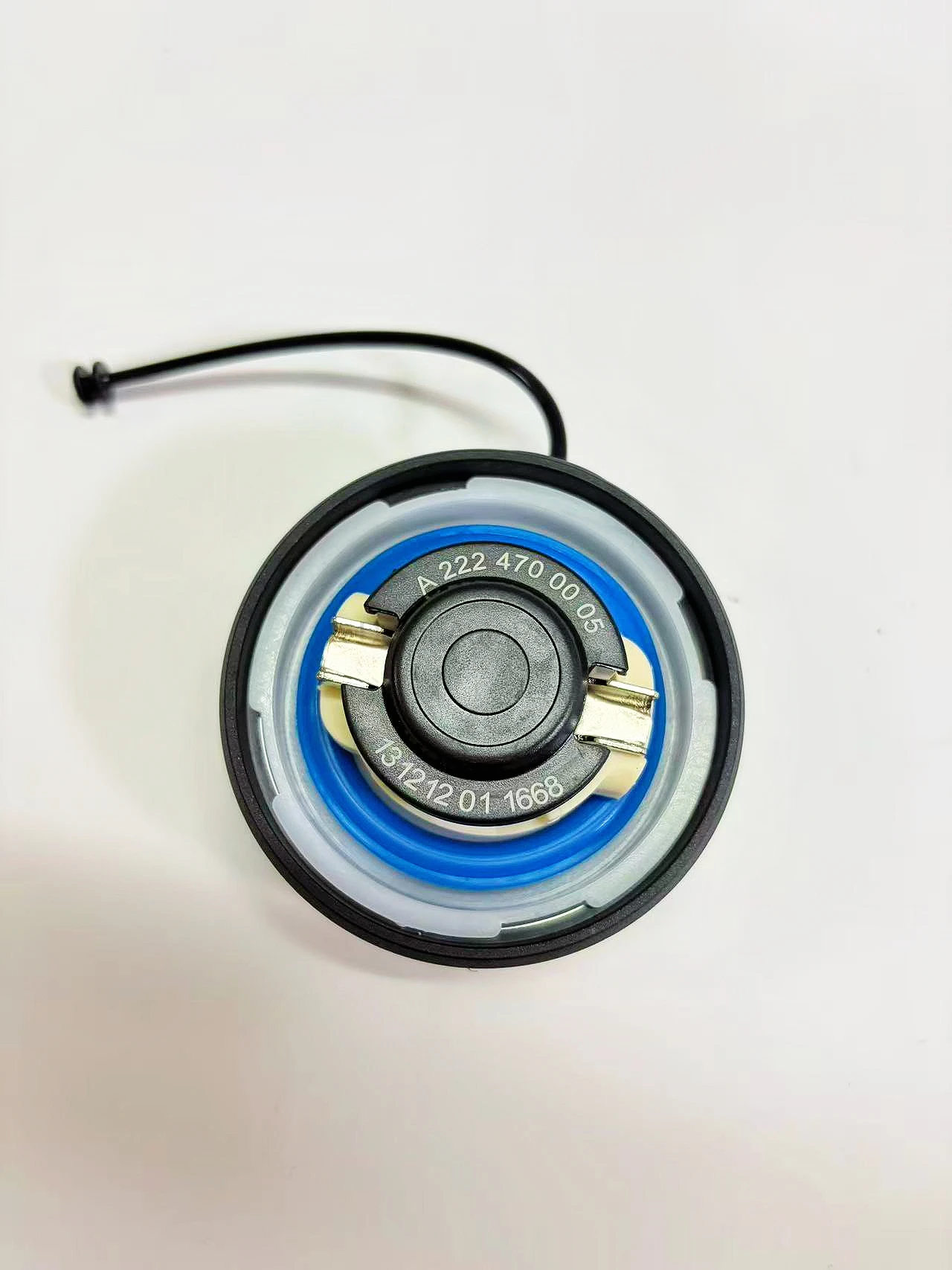 Fuel Tank Cap Is Suitable For Mercedes Benz AMG GLC CLA 118 A B C E G Class 206 213 E300L C260 A200L GLA GLC300 NEW A222470 0005