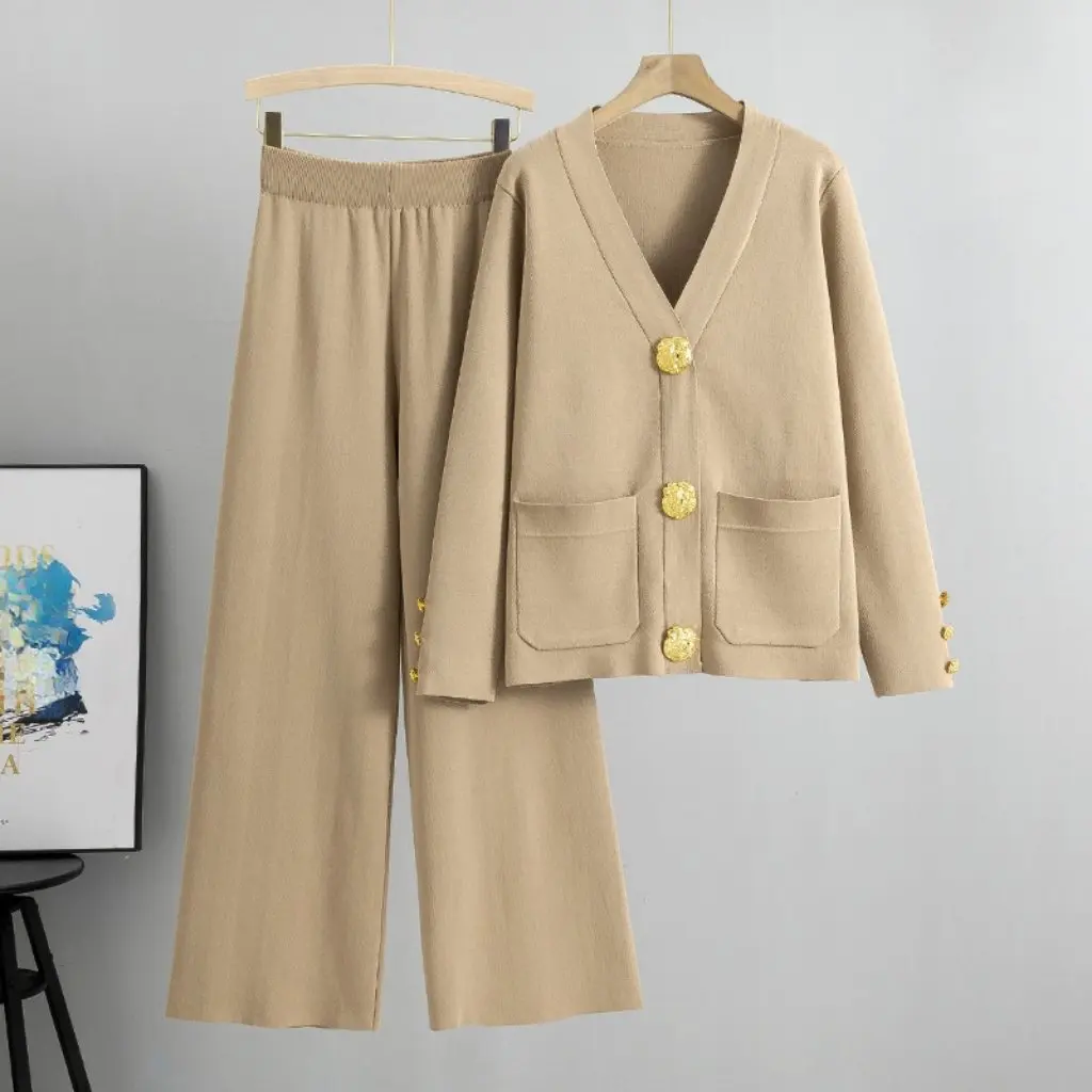 

Women's Casual Fashion Knitted Cardigan Sweater And Wide-leg Pants Set Metal Buckle Two-piece Autumn Winter All-match Suit