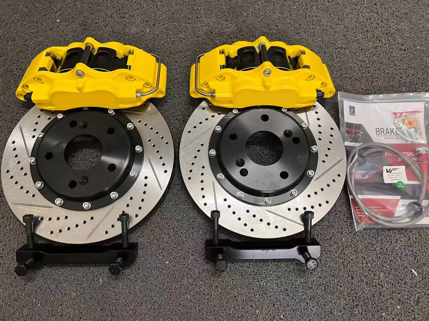 C5 C6 كورفيت Z06 طقم فرجار الفرامل محفور مشقوق الدوارات لشروليه كامارو CTS V المسار استخدام لسيارات Bmw F22 E46 M3 S2000 323